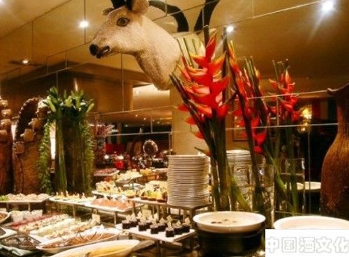 在欧式餐厅饮酒应注意嘛_酒礼习俗