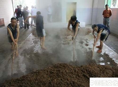 剑南春酒酿造工艺之世界六最!_调制酿造