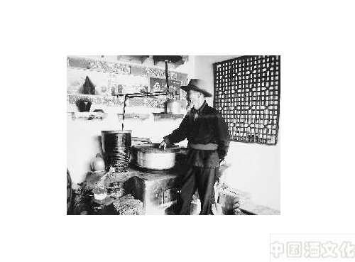 酿酒方法:最简单的家庭白酒酿造方法与设备推荐_调制酿造