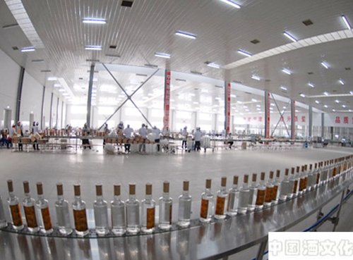 白酒包装之灌装验质_调制酿造