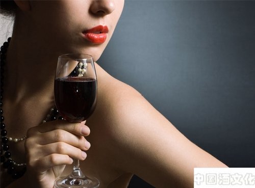 喝酒美容,如何泡美容酒?教你几招自制美容酒!_品酒养生