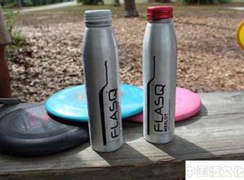 给葡萄酒穿新装_酒史文化