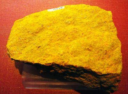 雄黄是什么东西,雄黄是砒霜吗_养殖问答