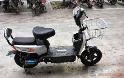 48V12Ah电动车电池充满电电压是多少