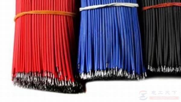 一文看懂锂电池镀锡的焊接方法,点焊机焊接18650电池的动作要领