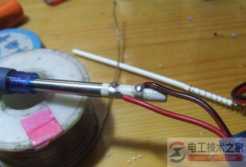 电烙铁怎么握才正确,老电工必掌握的三种握法