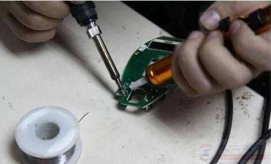 电烙铁头氧化不吃锡的常见原因,烙铁头不吃锡的处理方法