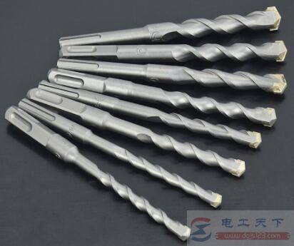 电锤如何配置钻头