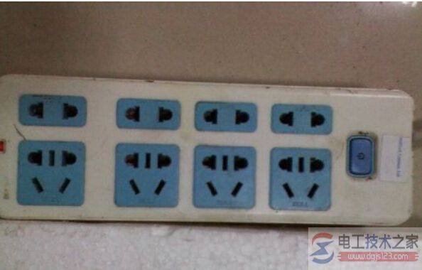 如何判断零线与地线?左零右火是什么意思?