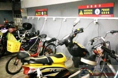 最伤电动车电池的4种充电方式,你用过哪一种