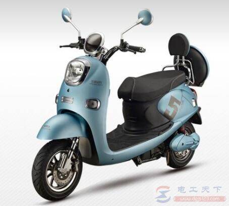 新手怎么选择电动车,电动车三大件及配件的选购技巧