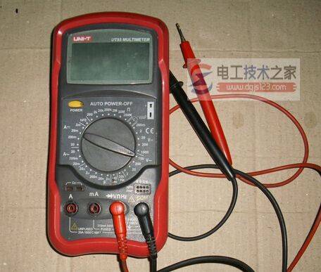 数字万用表怎么修理,数字万用表的修理方法与技巧