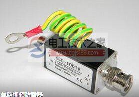 视频监控系统采用外置防雷器还是内置防雷器?