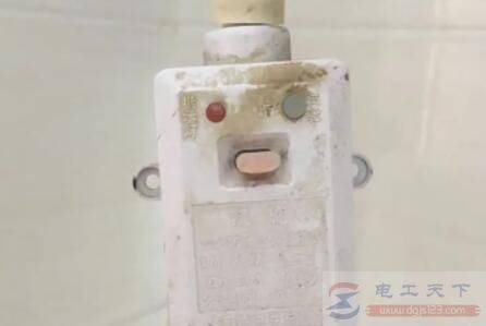 电热水器漏电是什么原因,电热水器怎么避免触电事故