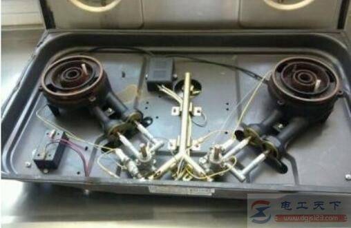 燃气灶的打火类型,电子打火与脉冲打火的区别