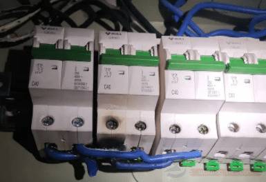 断路器越级跳闸故障原因与处理方法