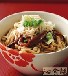 香菇鸡丝拌面 香菇鸡丝拌面