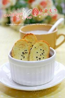 周末做给儿子的营养早餐-蛋奶烤馍片 周末做给儿子的营养早餐-蛋奶烤馍片