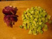 鸡粒炒西兰花梗