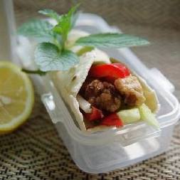 健康美味的老北京鸡肉卷 健康美味的老北京鸡肉卷