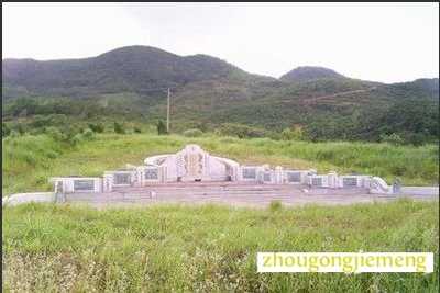 梦见参观陵园 梦见参观陵园