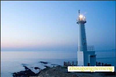 梦见灯塔