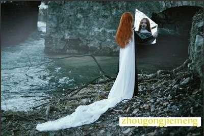 梦见镜子 照镜子