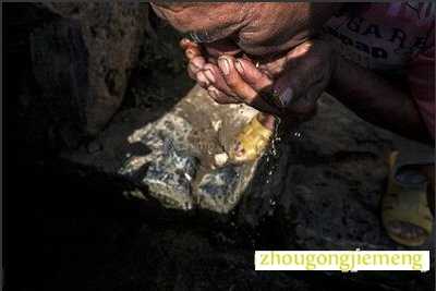 梦见掏起泉水或井水喝