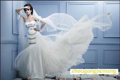 梦见别人穿婚纱