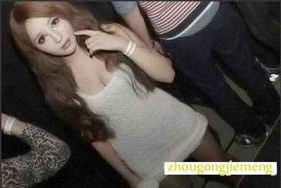 梦见掉进厕所便池