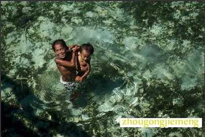 梦见在大海里洗澡