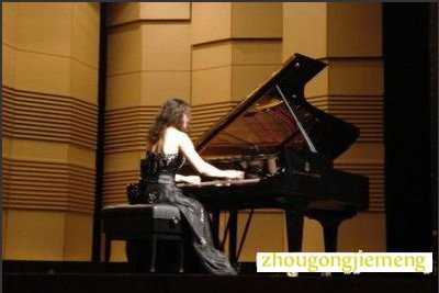 梦见听钢琴音乐